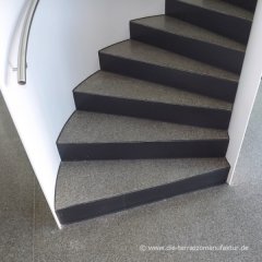 die_terrazzomanufaktur_de_Terrazzo_03.jpg